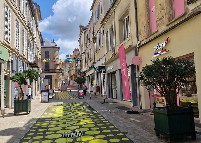 Magnifique F4 Pour 11 Personnes A *